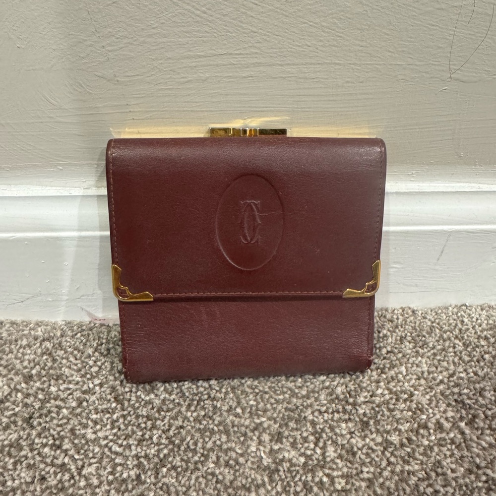 Cartier Leather Wallet with Gold 🤎💛